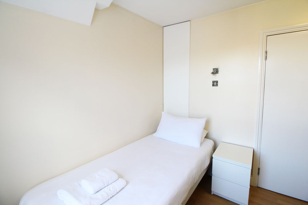 Single En-Suite Room
